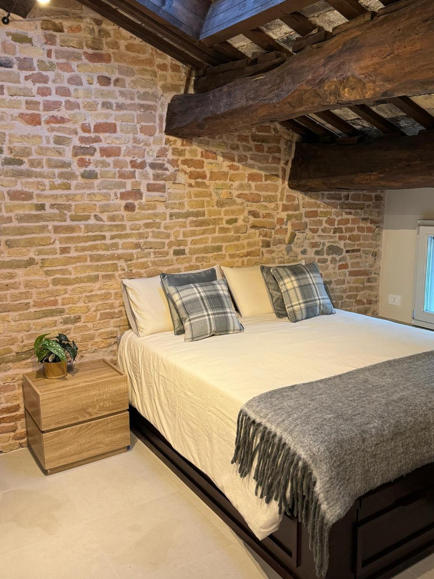 Noua Luxury Studio Apartments 拉文纳 外观 照片