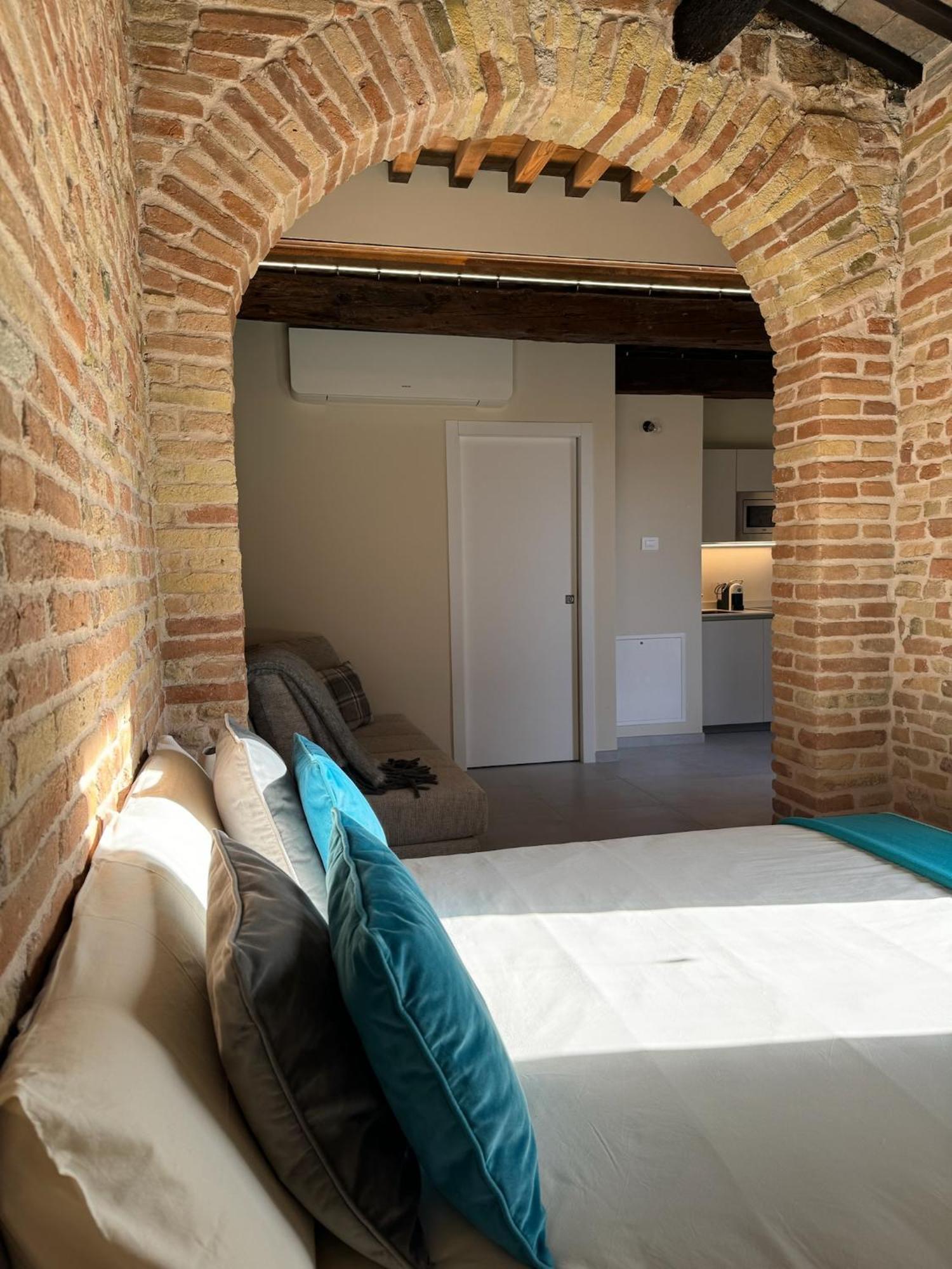 Noua Luxury Studio Apartments 拉文纳 外观 照片