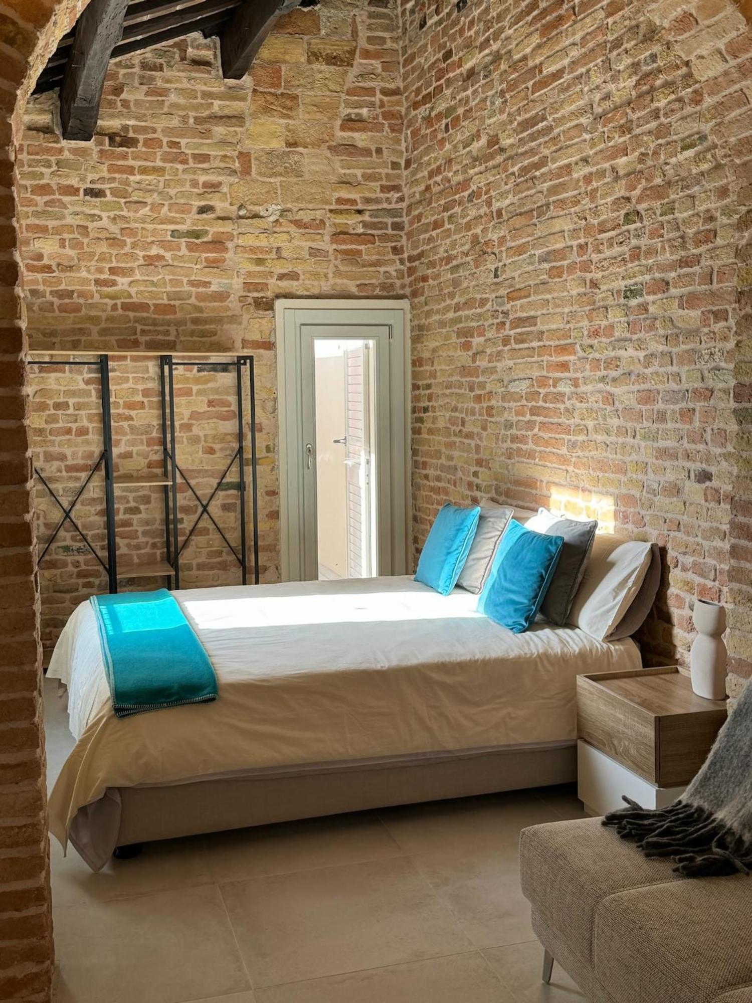 Noua Luxury Studio Apartments 拉文纳 外观 照片