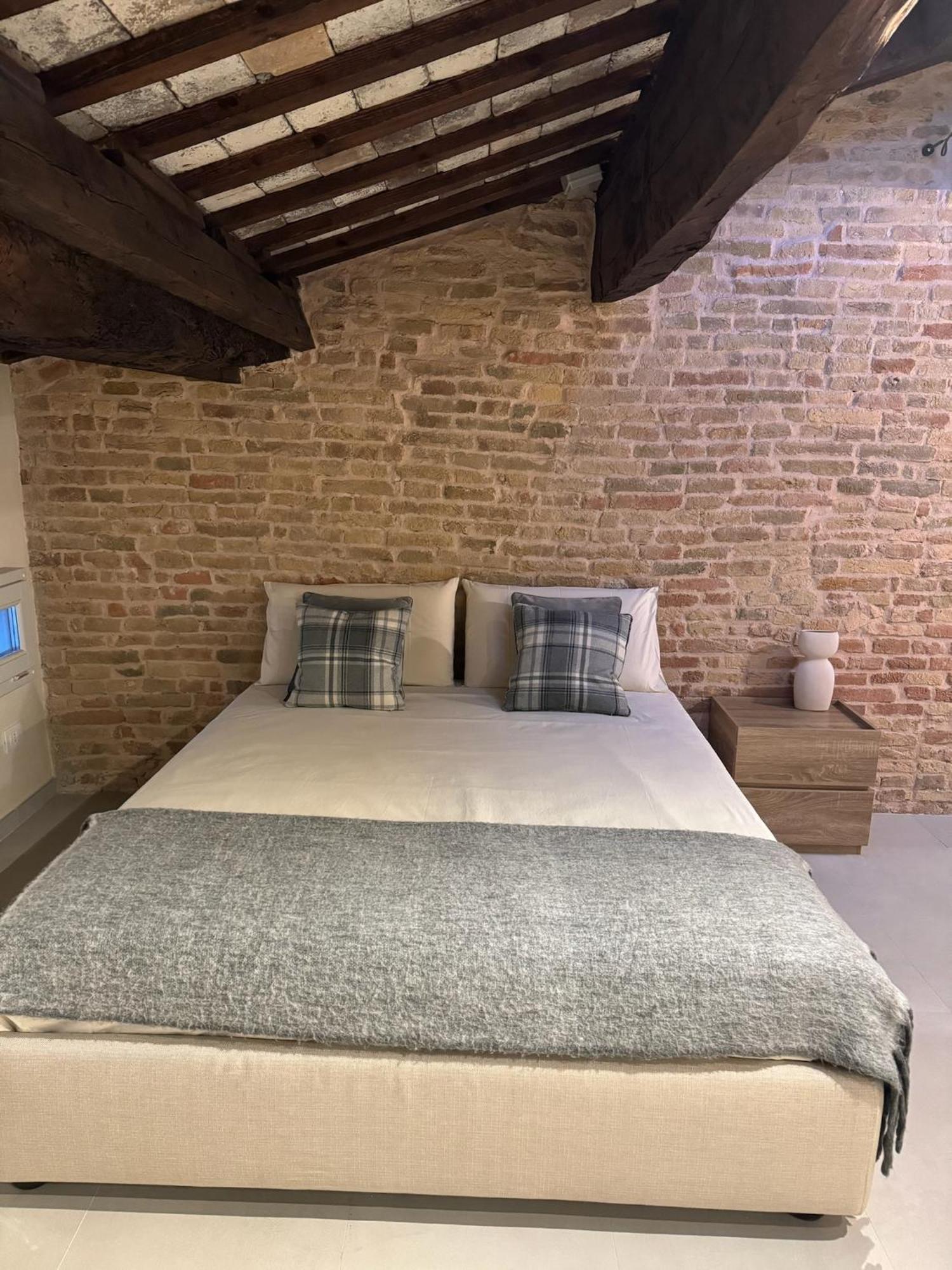 Noua Luxury Studio Apartments 拉文纳 外观 照片